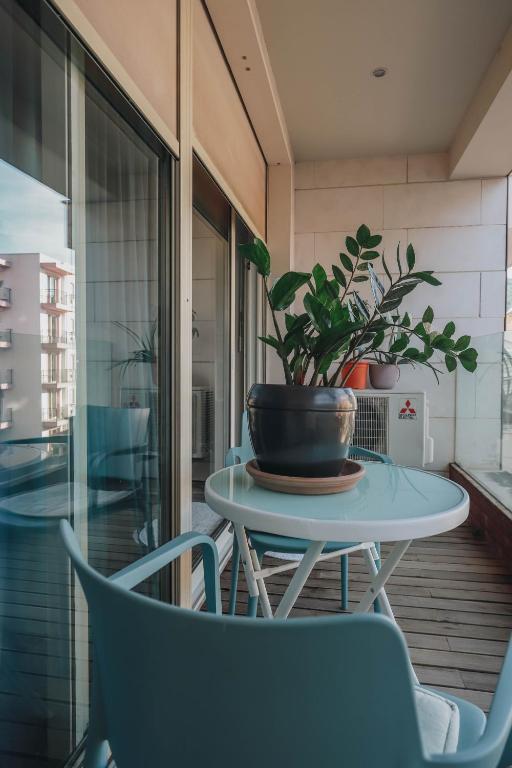 Status-M Apartments Nexsan1 - 3