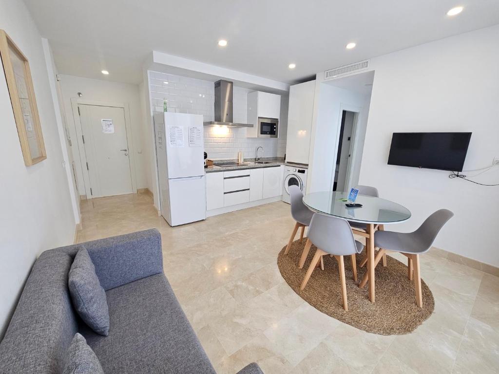 Apartamento 1ª Línea de playa Planta Vistas a Casco Histórico - 4