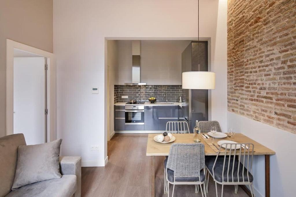 Pau Claris Double - Home next to Paseo de Gracia - 4