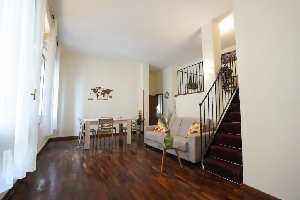 Vesuvius Voyager Haven, San Giorgio a Cremano