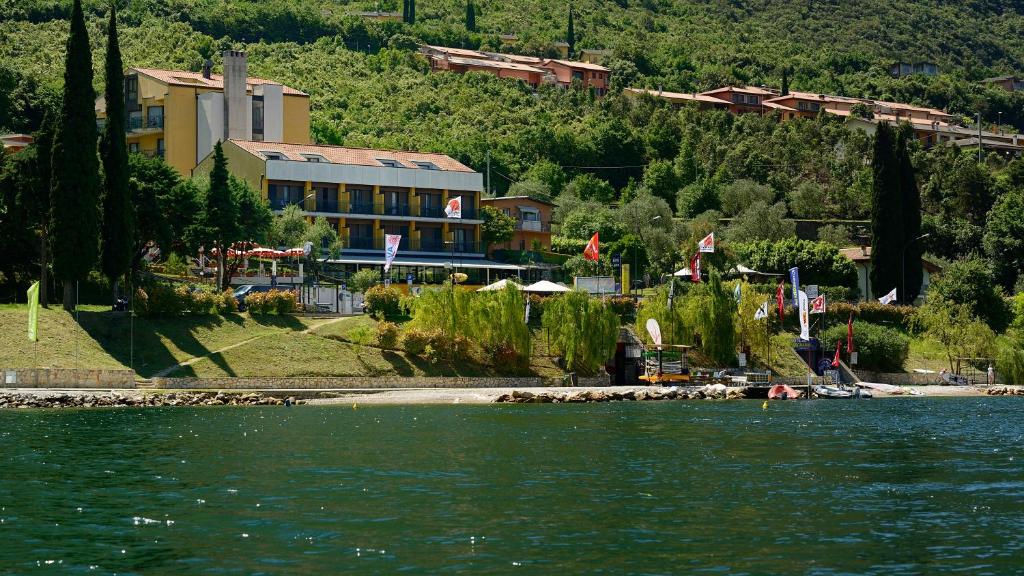 Hotel Sole Malcesine — Hotel building in Malcesine, Veneto