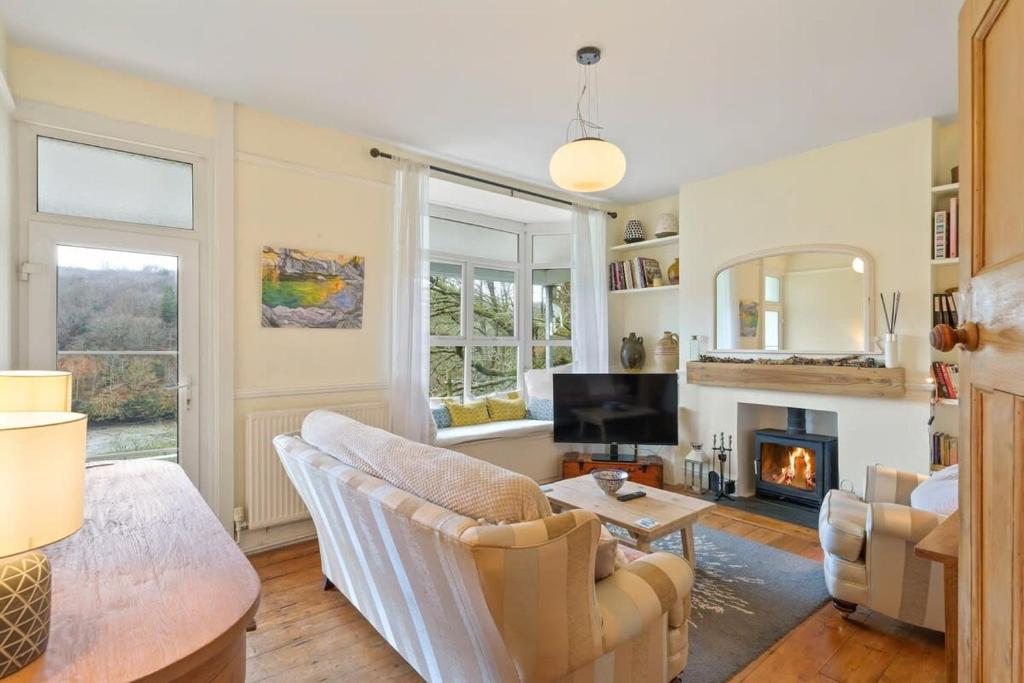 Cosy Home on the Waterfront, Looe photo 2