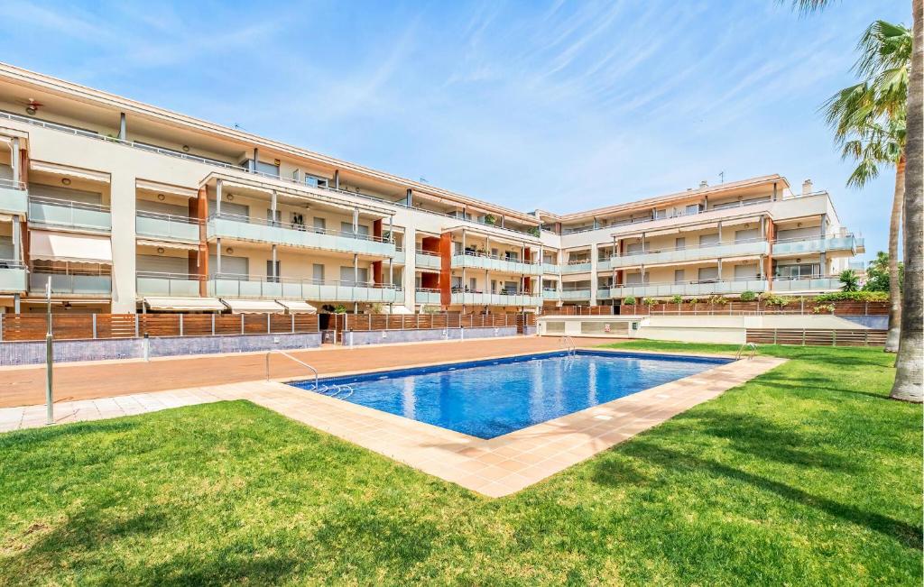 3 Bedroom Stunning Apartment In La Ràpita - 1
