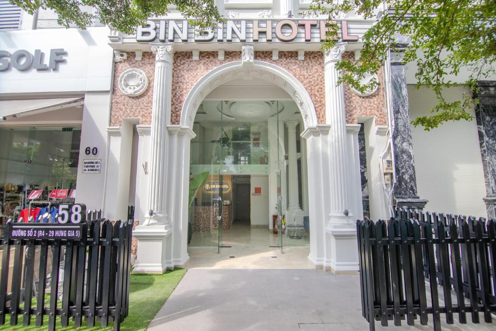 Bin Bin Hotel 3 - Near SC Vivo City D7, Ho Či Minovo Město