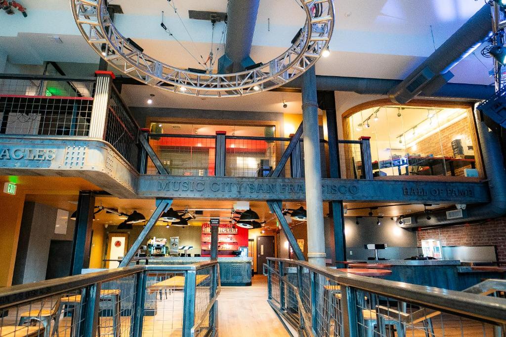 Lobby, Music City Hotel - Home of the San Francisco Music Hall of Fame in San Francisco (CA)