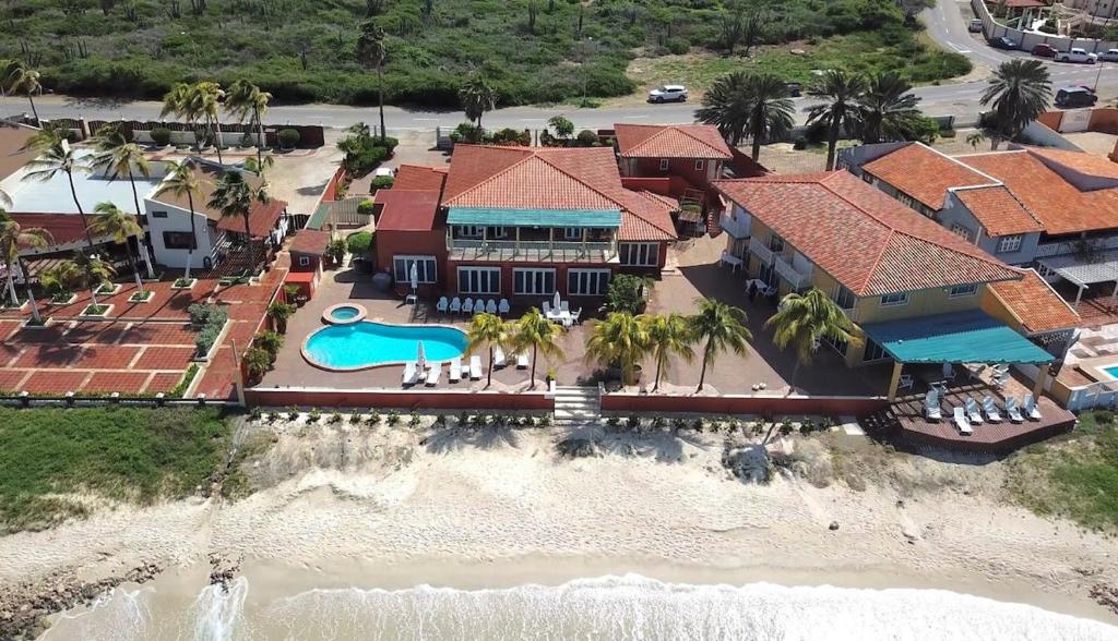 Arashi Beachfront - The best sunsets in Aruba!, Madiki