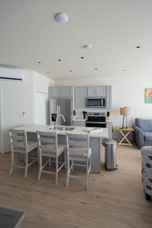 Dutch Caribbean Residence B, Madiki