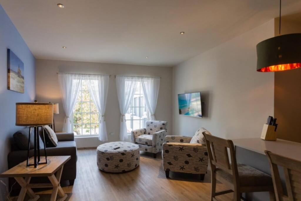 Dutch Caribbean Residence C, Palm-Eagle Beach