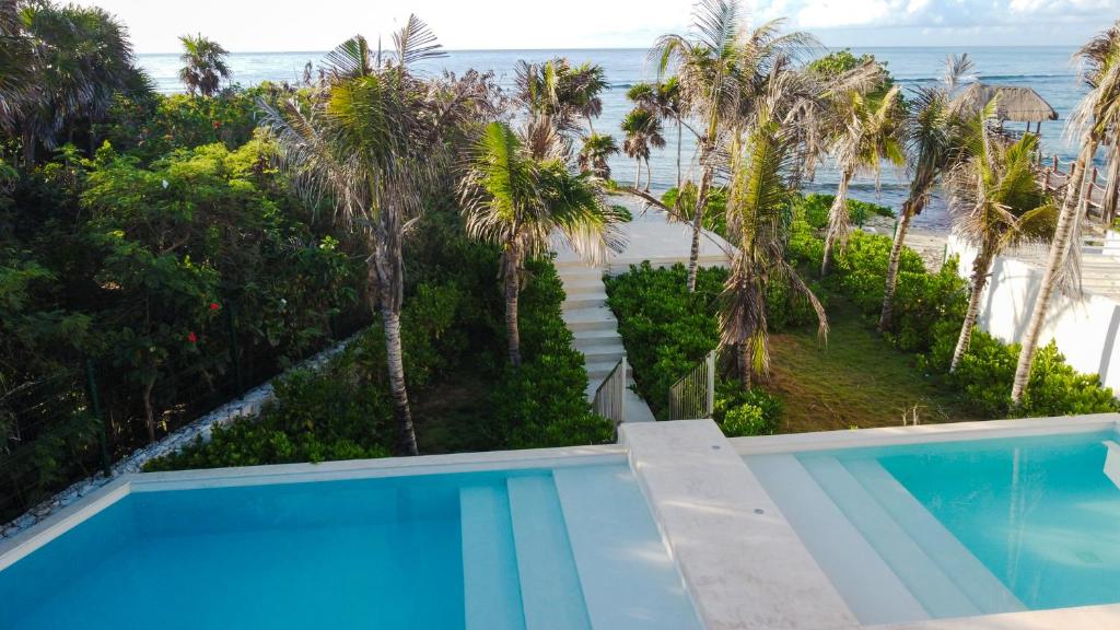 A Sanctuary by the Sea, Akumal