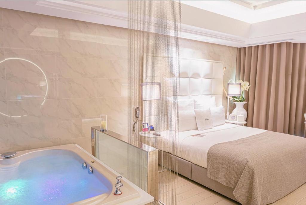 Six Star Motel - Taoyuan