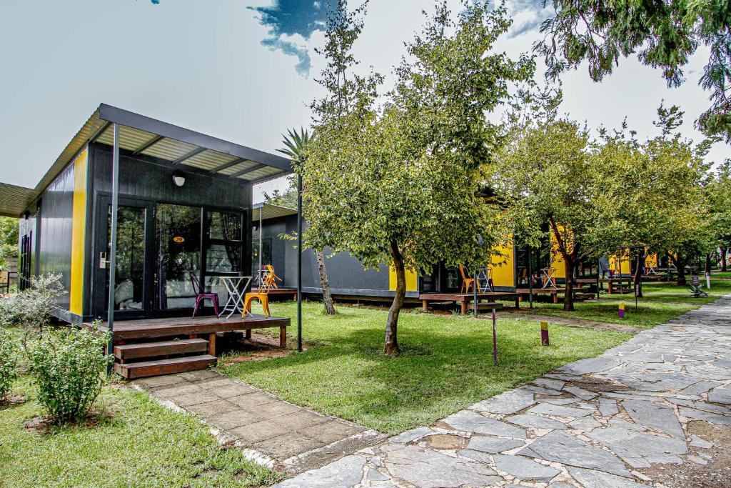 SleepOver Lanseria, Lanseria