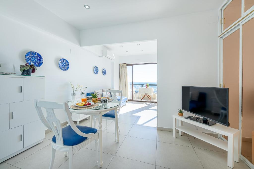 797 HOLIDAY RENTALS - Apartamento en Aloha con vista al Mar - 1