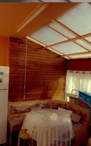 Chambre simple dans une maison - 5