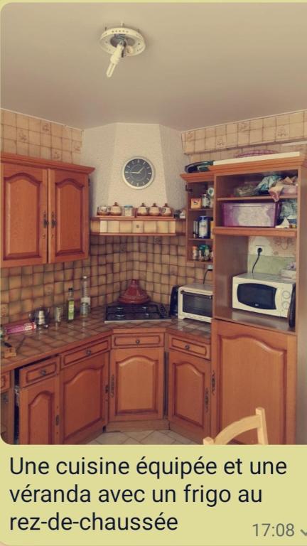Chambre simple dans une maison - 4