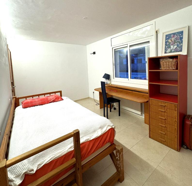 Joel Jan's Room, Roses