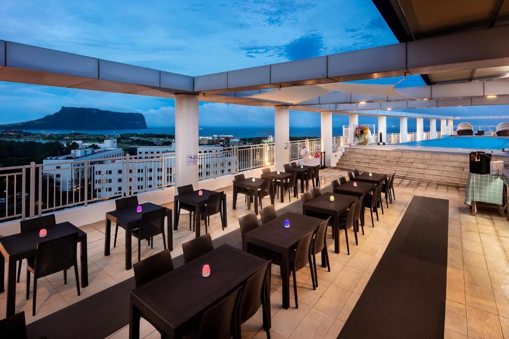 3. 더 베스트 제주..