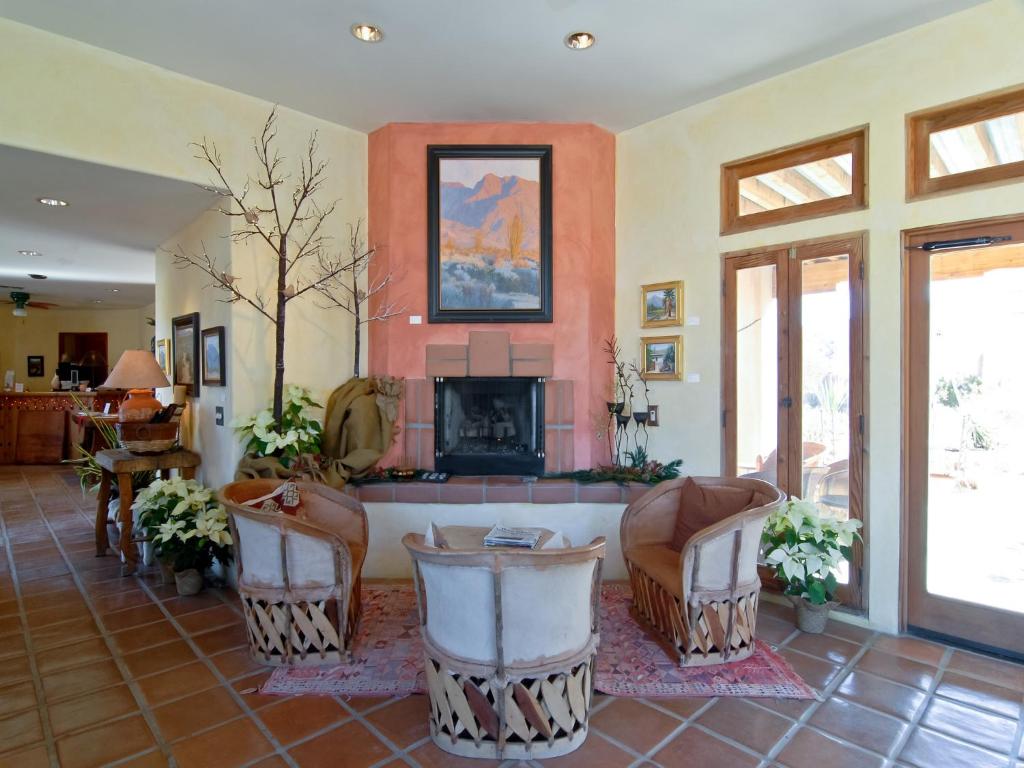 Borrego Valley Inn photo