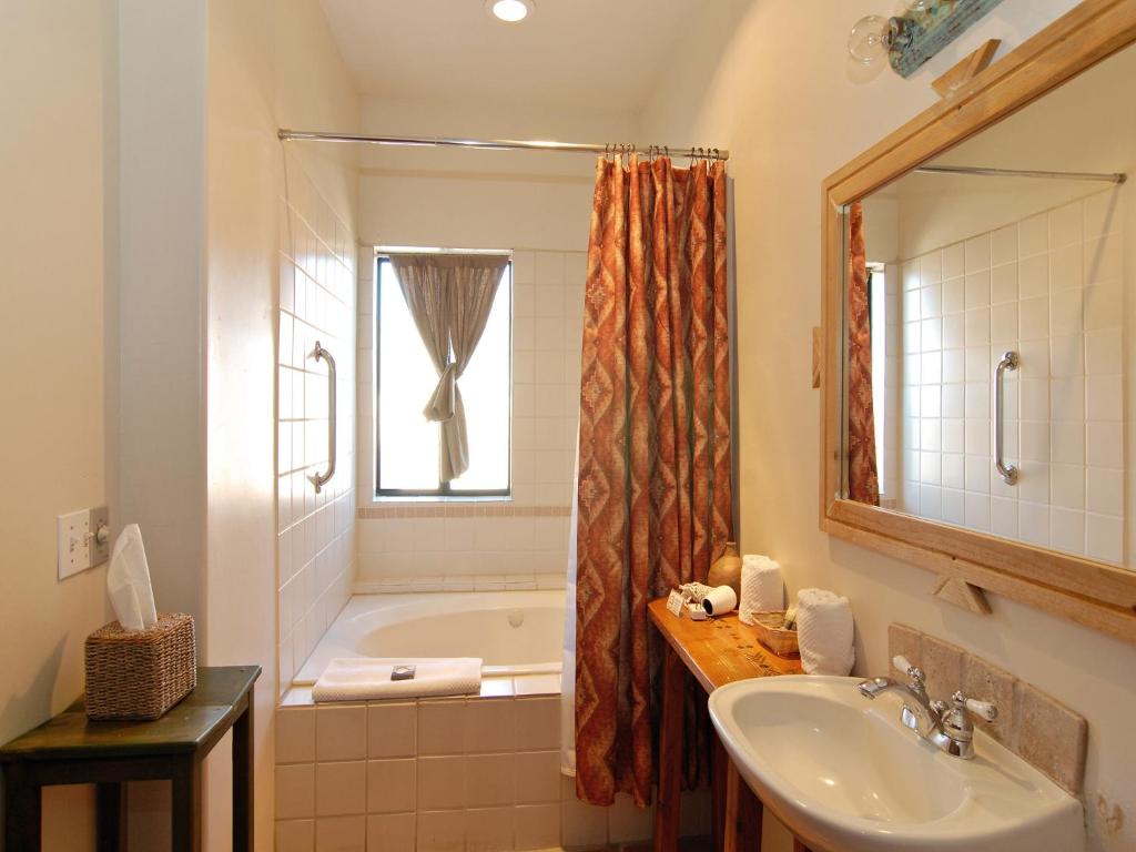 Borrego Valley Inn photo