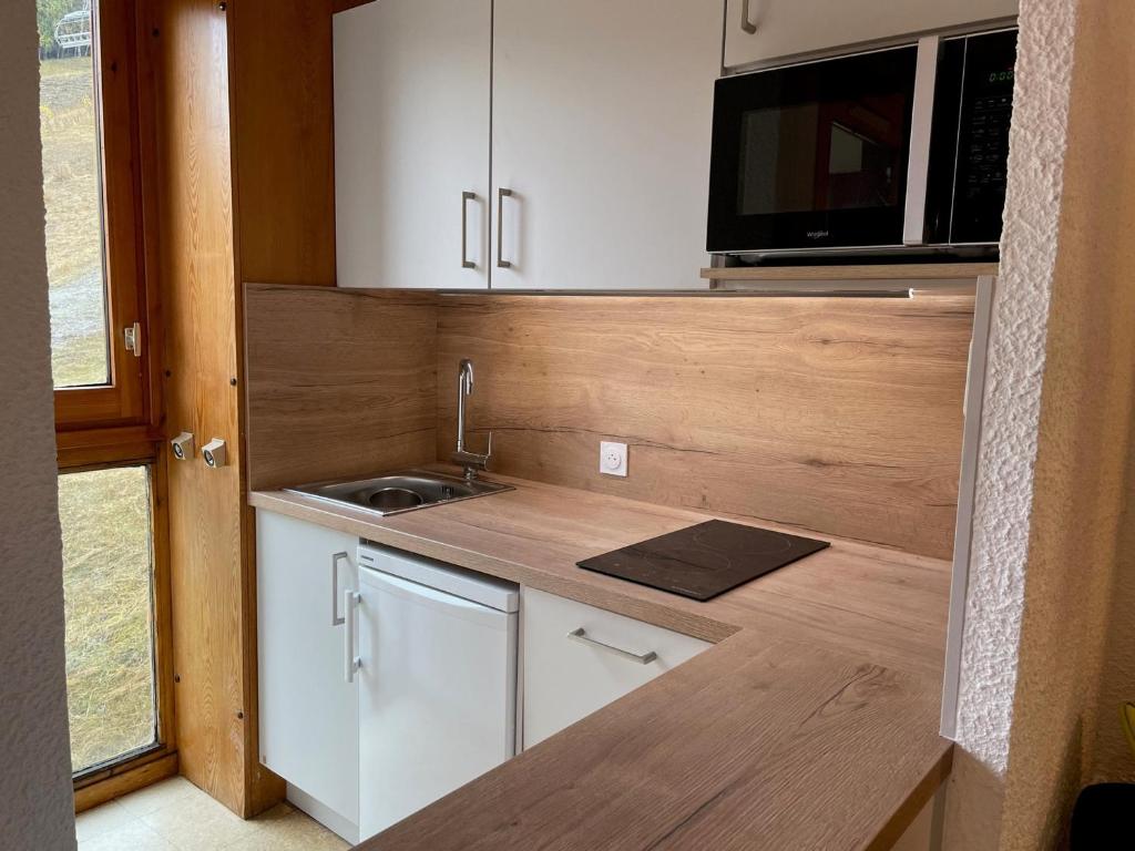 Appartement rénové au cœur des Coches, proche pistes et commerces - 2
