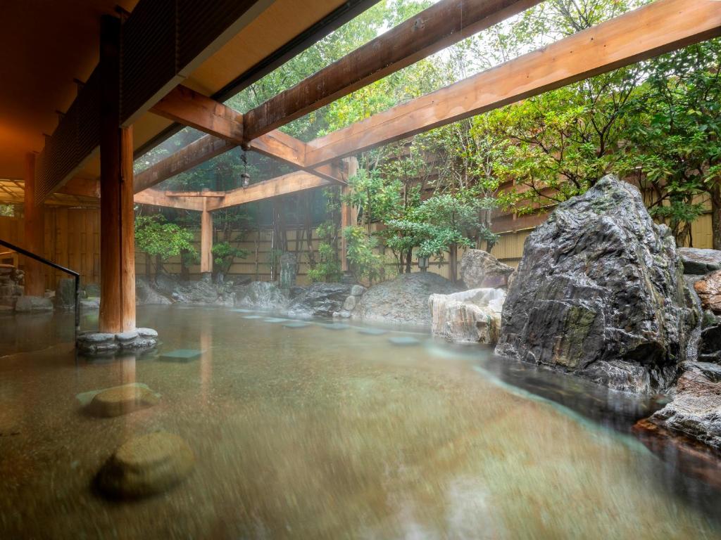 Hot spring bath, Hotel Sunvalley Izu-Nagaoka Honkan in Izu