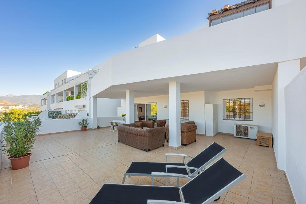 Rent Prestige- Jardines Andalucia Puerto Banus - 2