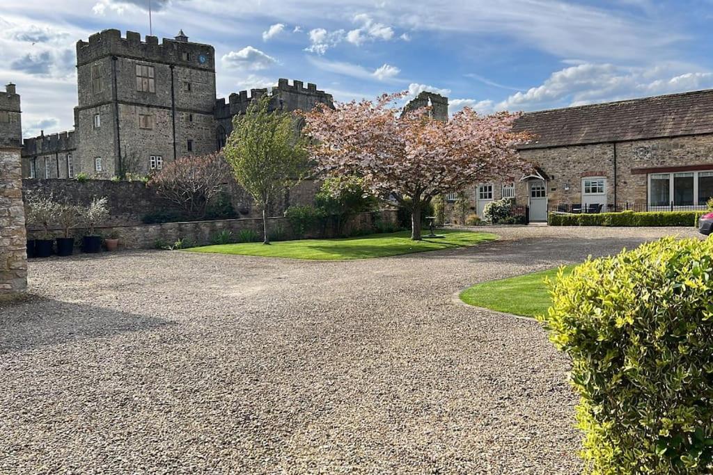 The Cart House at Snape Castle Mews, Bedale