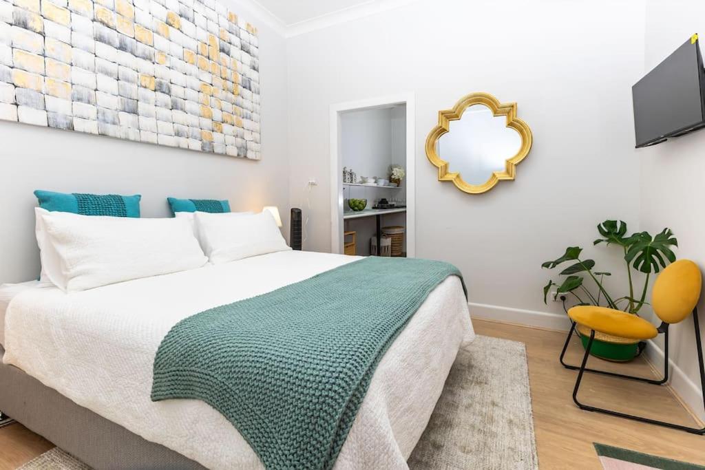 Location & Budget - Great Affordable Studio Bondi, Sydney