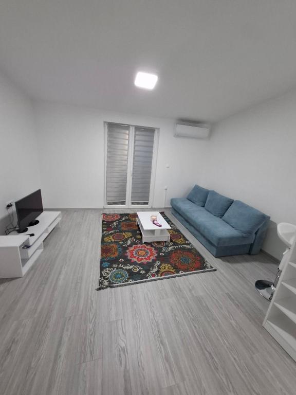 Stan na dan Djogić, Nevesinje