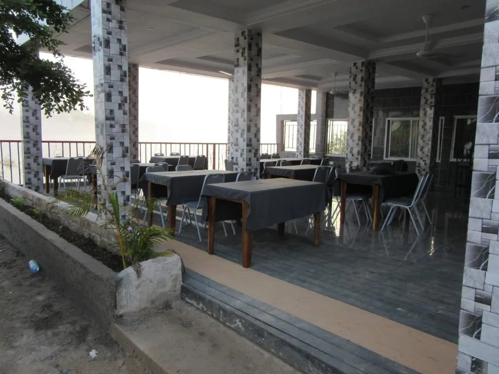 Island Hotel Janjanbureh，位于Georgetown的酒店
