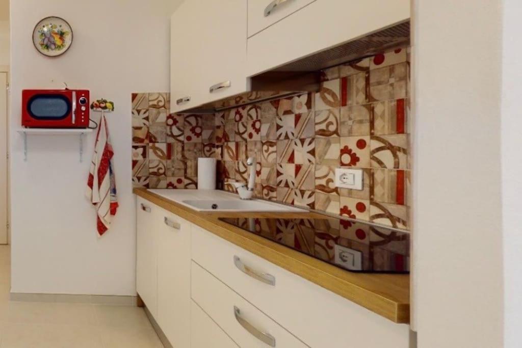LucevanLeStelle - Full Comfort Quiet Apartment by the Promenade - 5