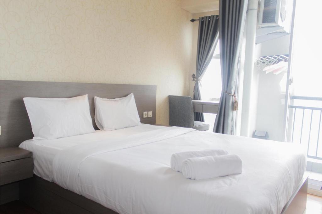 Comfortable Studio at Akasa Pure Living BSD Apartment By Travelio, Tangerang