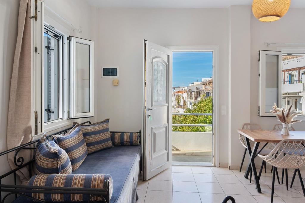 Driopida 5 Irida Kythnos, Mérichas