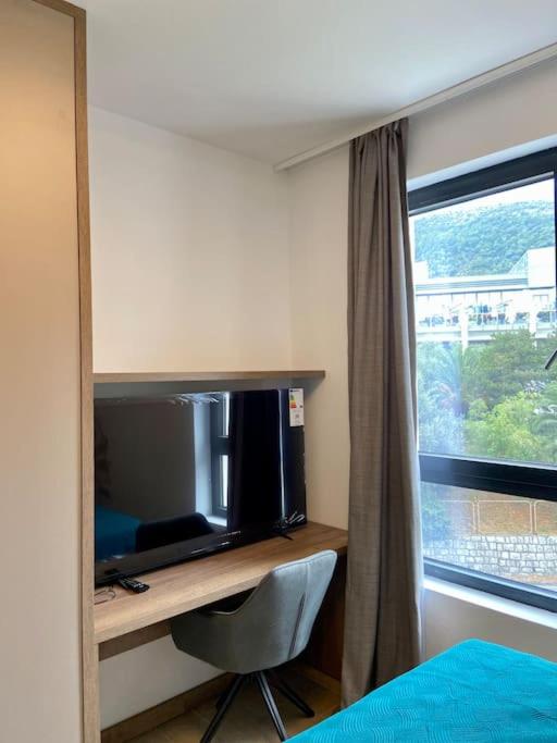 Modern 2BR Apt in Rafailovići - Near the Beach - 3