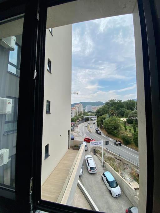 Modern 2BR Apt in Rafailovići - Near the Beach - 5