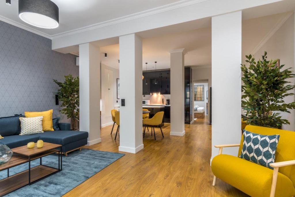 Wide and modern -1 bedroom 15 bathrooms- Malasaña - 4