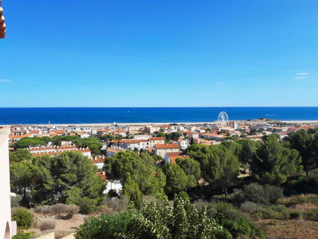 Appartement Saint Pierre la Mer 4 personnes, vue sur la mer, piscine, parking, tennis N366 - 4