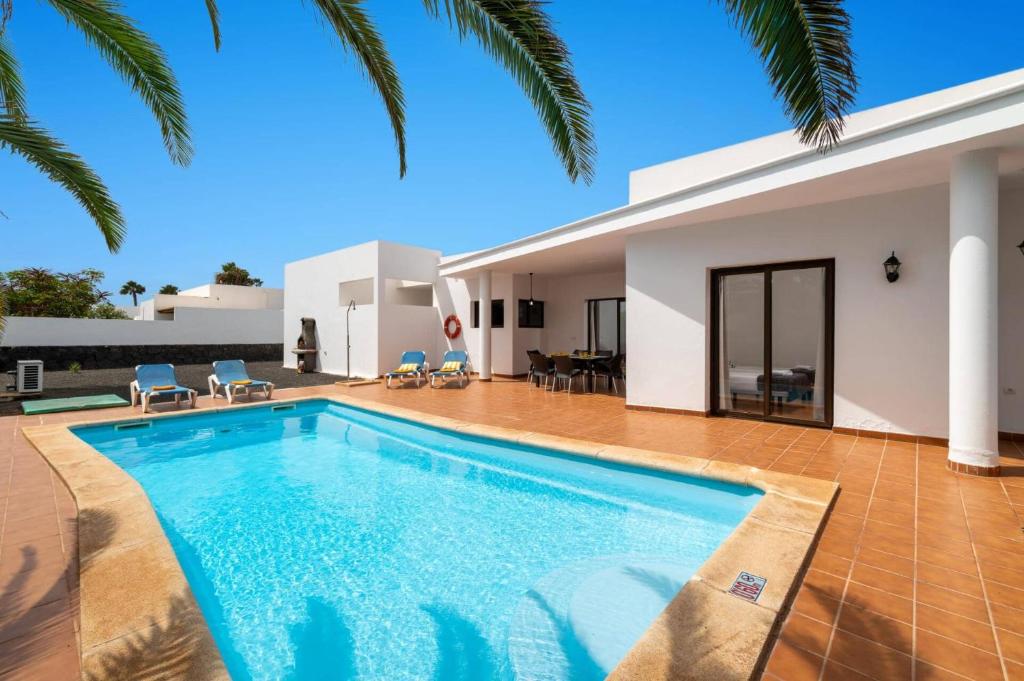 Villa Noa Lanzarote by Villa Plus - 3