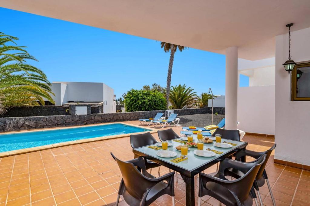 Villa Noa Lanzarote by Villa Plus - 4