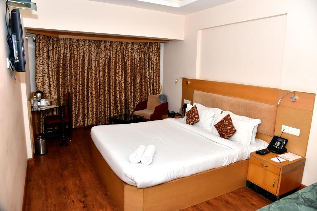 The Oasis Hotel photo