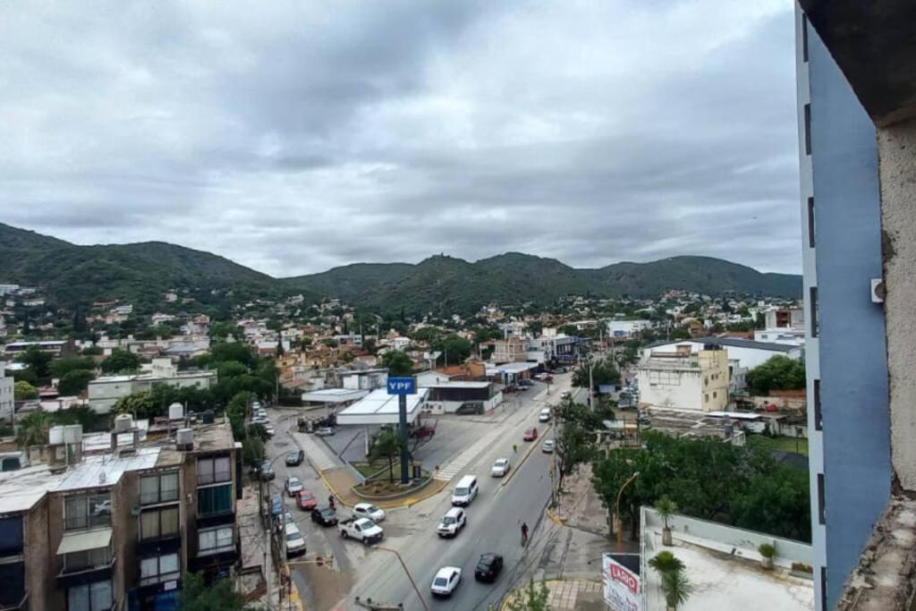 Departamento en Villa Carlos Paz centrico con cochera - 4