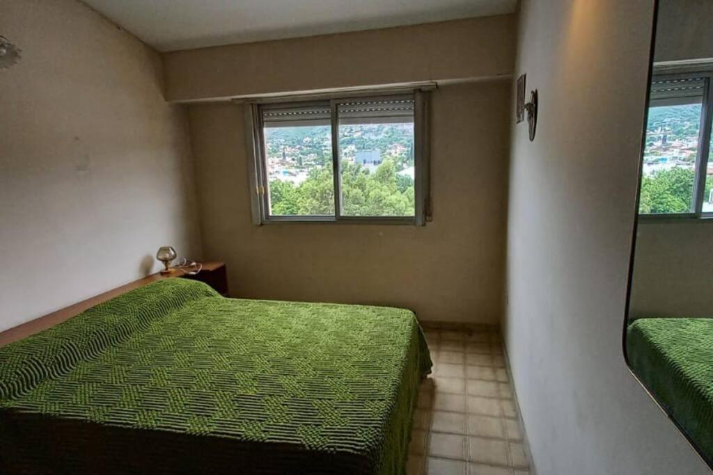 Departamento en Villa Carlos Paz centrico con cochera - 5