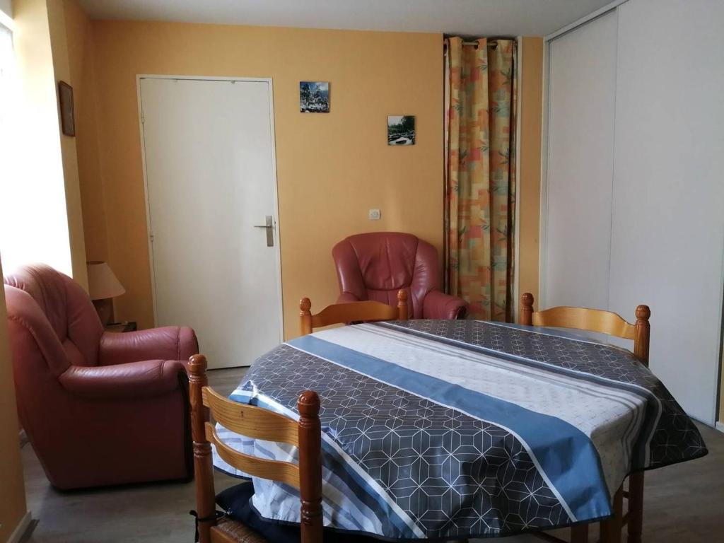Appartement lumineux avec parking et cellier à skis - FR-1-812-23 - 5