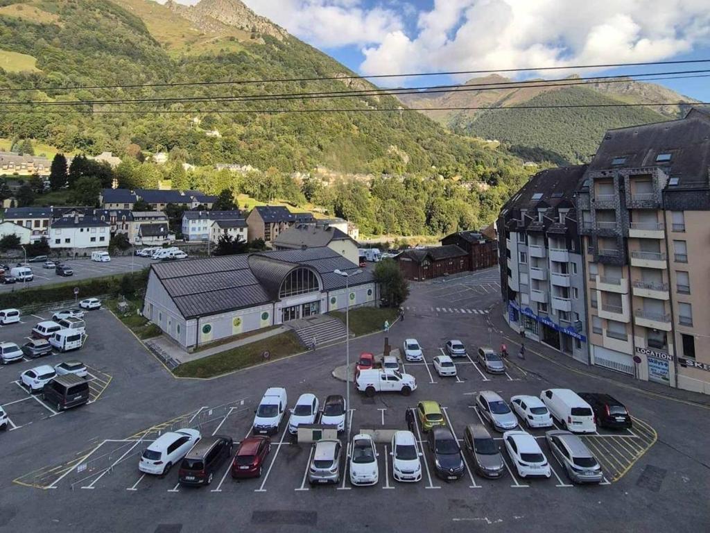 À deux pas des télécabines, appartement confortable avec parking et 2 chambres - FR-1-812-26 - 3