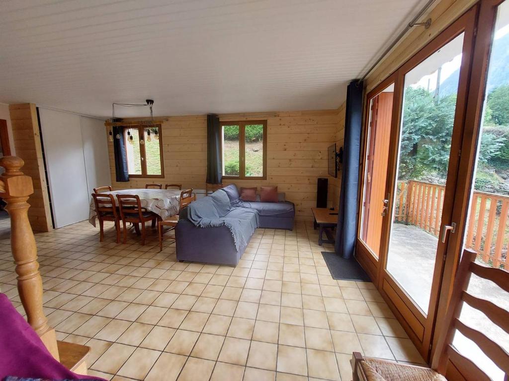 Maison spacieuse à Cauterets : 4 chambres, garage, sans animaux - FR-1-812-102 - 5