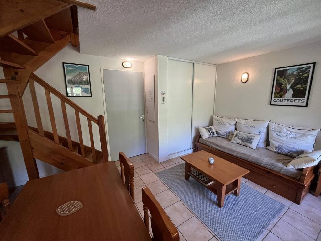 Charmant Chalet pour 4 à Cauterets avec Balcon et Bienvenue offerte - FR-1-812-98 - 1