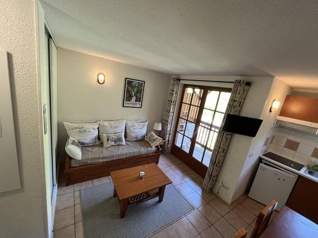 Charmant Chalet pour 4 à Cauterets avec Balcon et Bienvenue offerte - FR-1-812-98 - 2
