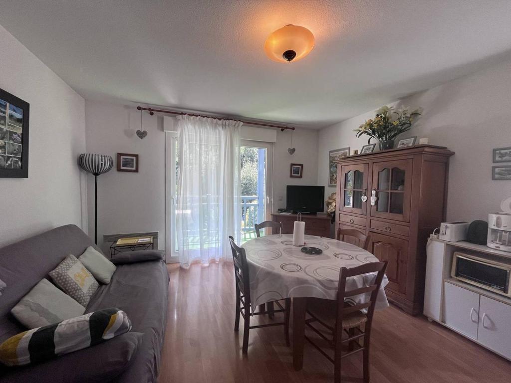 Charmant appartement avec terrasse et parking privé à Cauterets - FR-1-812-110 - 1