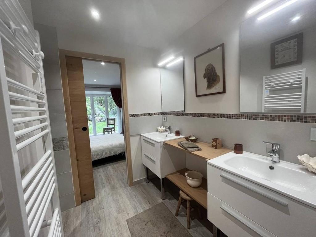Chambres spacieuses à Cauterets, jardin privé, animaux acceptés - FR-1-812-108 - 1