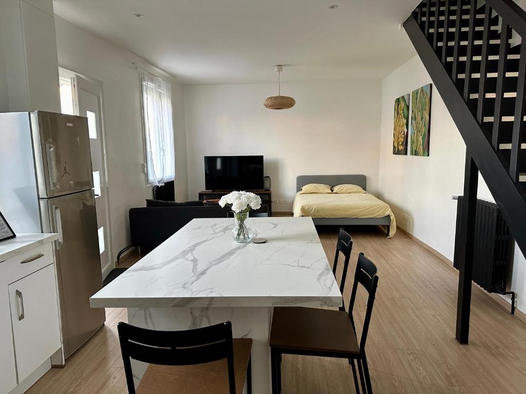 Espace ouvert et lumineux, Sevran