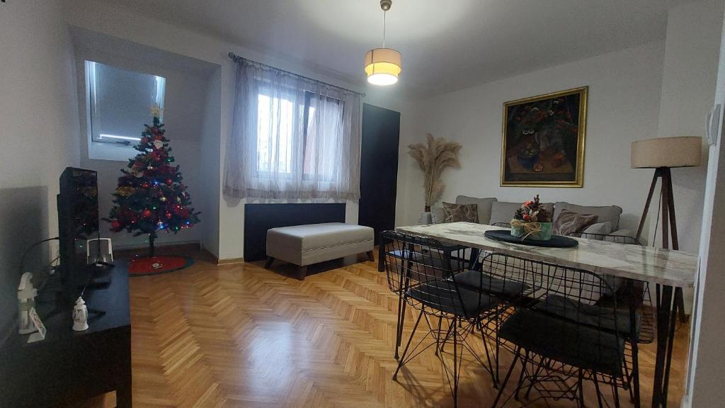 BMM LUX APARTMENT CENTAR - 5